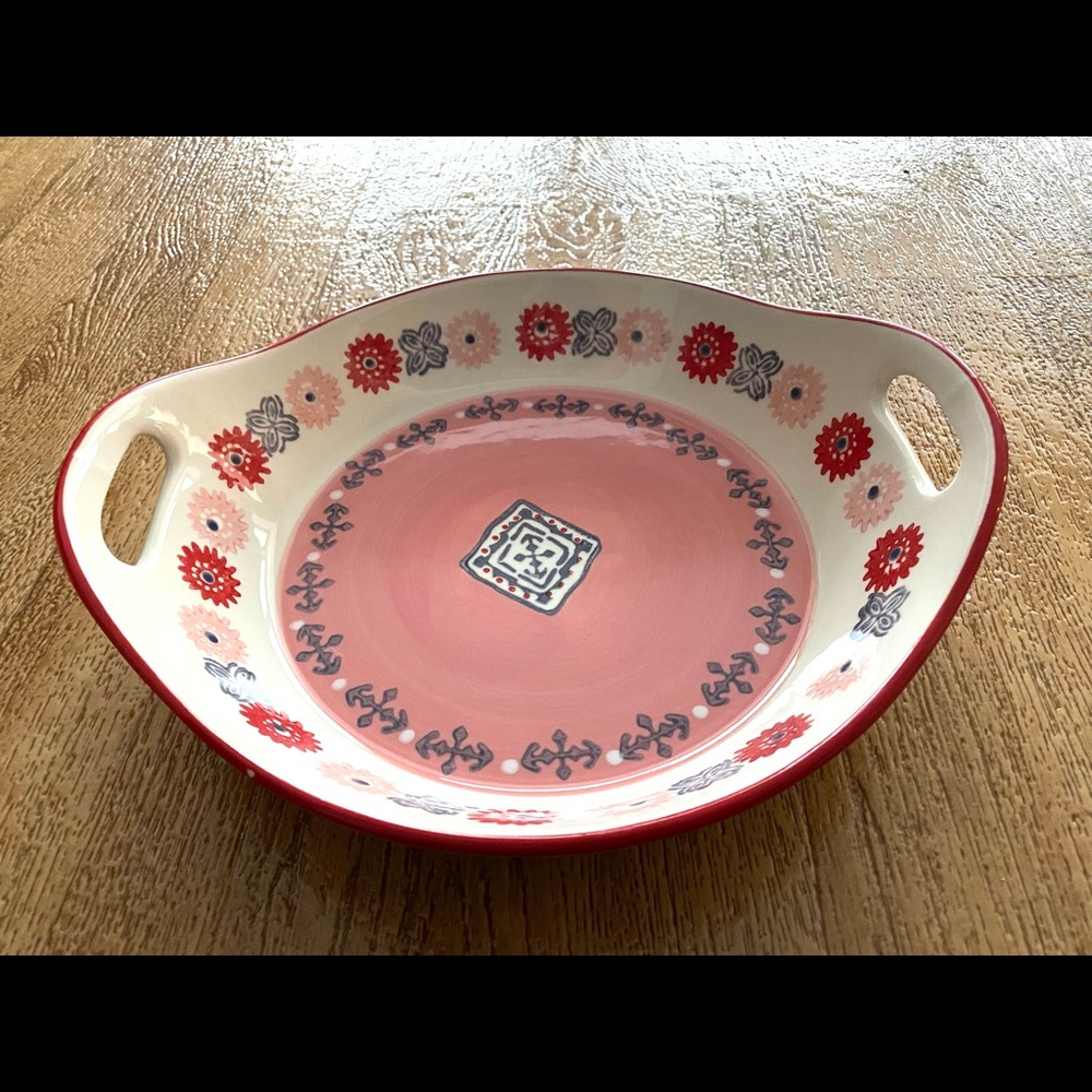 Potters Studio White Salmon/ Mauve Red Blue Round Dish Floral Handles